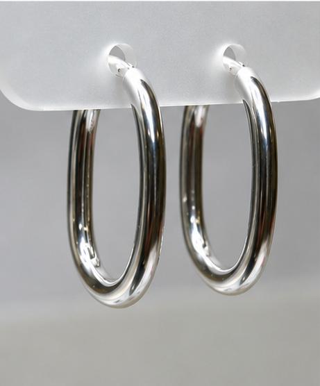 Orecchini a Cerchio FORMA Ovalizzata – Argento 925