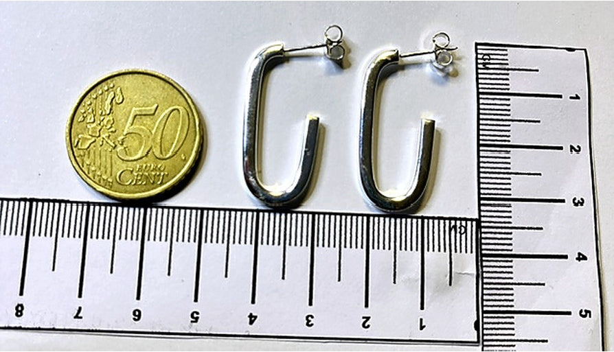 Orecchini Geometrici in Argento 925 – 32 × 16 mm