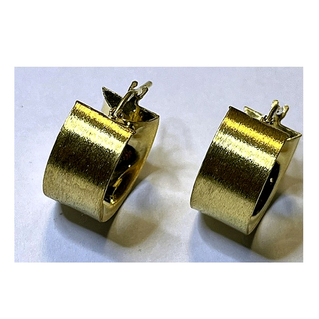 Orecchini Huggie Bombati Satinati Dorati 18Kt in Argento 925 – 17 × 17 mm